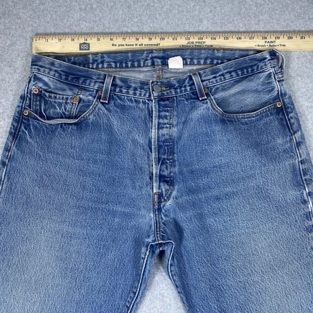 Vintage Levi's 501XX Jeans Mens 40X34 (40X30 Actual) Straight Leg Button Fly